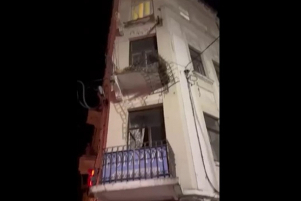У Львові обвалився балкон разом з чоловіком. Постраждалий помер