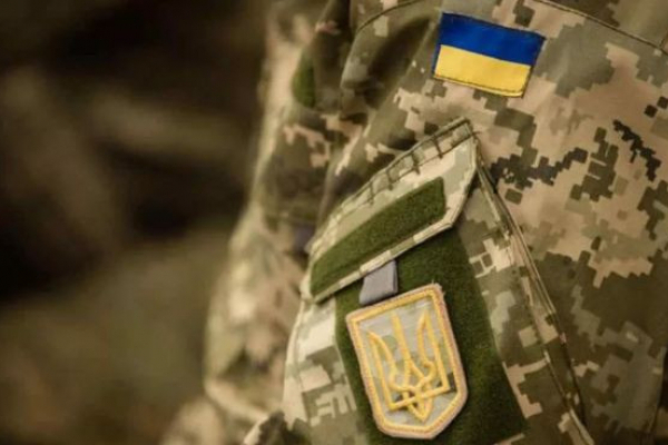 Військового з Львівщини судили за використання підлеглих в особистих цілях
