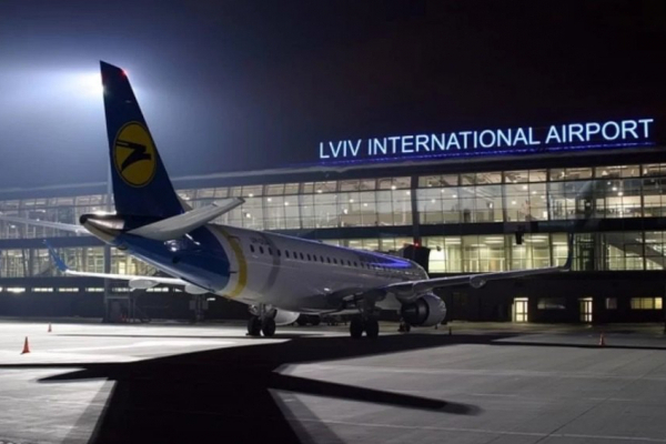 Садовий натякнув, що у 2024 році може запрацювати аеропорт Львова