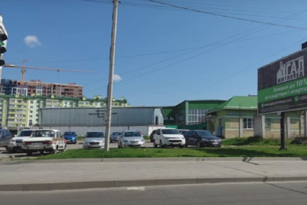 Львівська міськрада дозволила продати паркувальний майданчик під забудову
