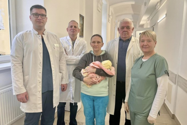 На Львівщині 40-річна жінка народила 11 дитину