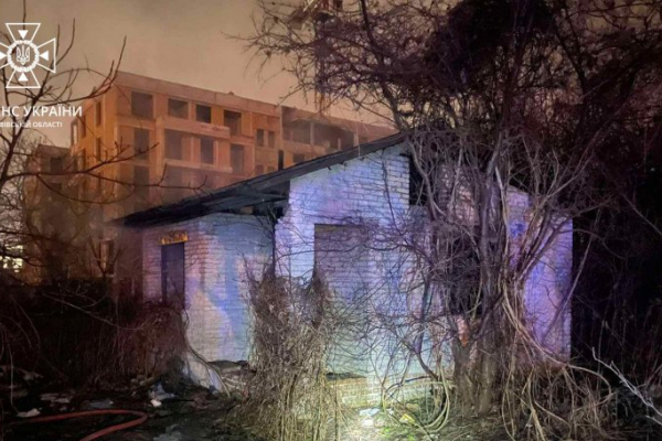 У Львові невідомий чоловік згорів у будинку