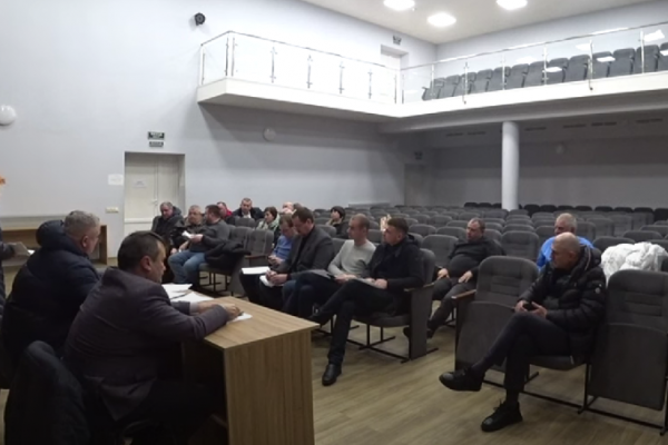 Депутати Сокільницької громади отримали повістки під час сесії