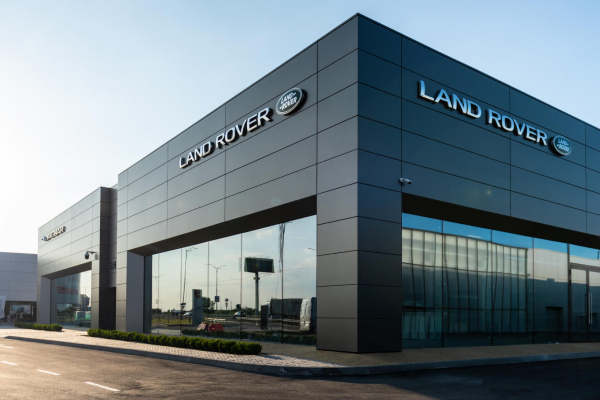 Широкий вибір для тест-драйву: як офіційний дилер Land Rover забезпечує можливість оцінити різні моделі