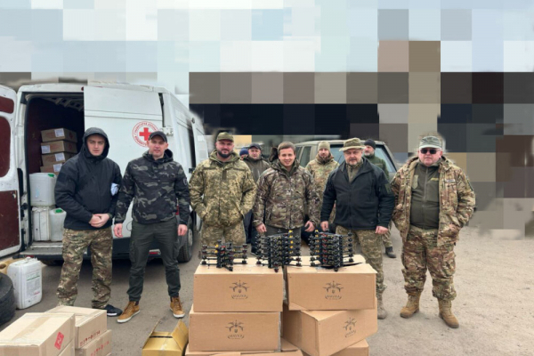 Українським захисникам передали 100 дронів-камікадзе зі Львівщини