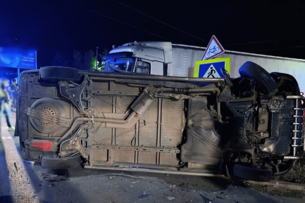 На Львівщині унаслідок ДТП дев'ятеро людей травмовані: зіткнулися мікроавтобус та авто