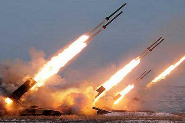 В Україні масштабна повітряна тривога через ракетну атаку. Перші ракети курсом на Захід