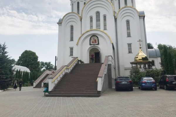 У Тернополі церкві УПЦ МП заборонили УПЦ МП  користуватися землею, де розміщений собор