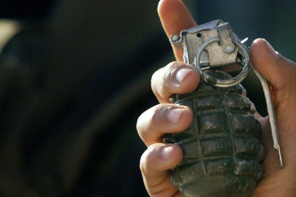 На Львівщині у місті Буськ нвідомі кинули гранату у будівлю