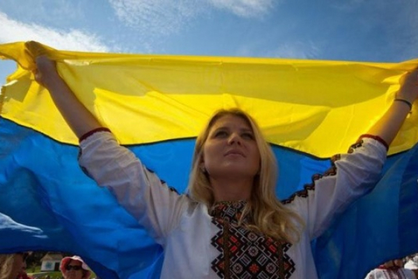 Понад 94% громадян вважають себе українцями – опитування