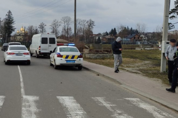 Поблизу Львова водій наїхав на 10-річного хлопчика