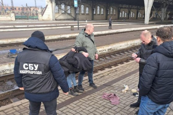 У Львові на вокзалі затримали російського агента під час підготовки теракту