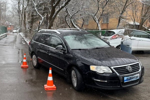 У Львові внаслідок наїзду автомобіля травмована літня жінка